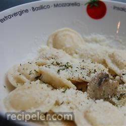 Angel's Ravioli Alfredo With Mushrooms