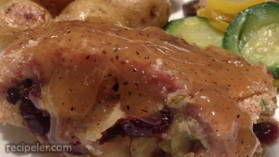 Apple Cranberry Stuffed Pork Chops