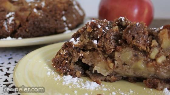 Apple Crunch Cake