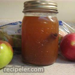 apple pie in a jar drink