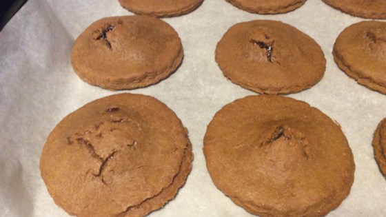 aunt clara's filled molasses cookies
