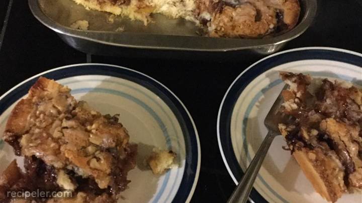 Aunt Dee Dee's Apple Coffee Cake