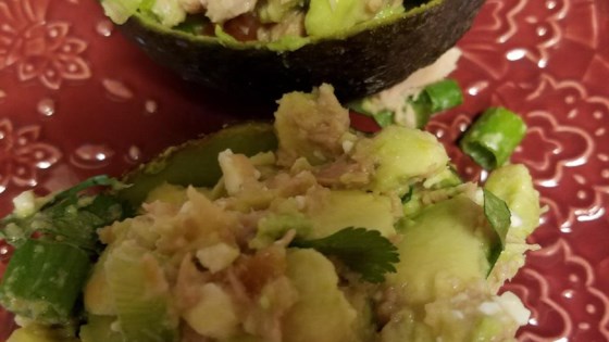 avocado, tuna, and tomato salad