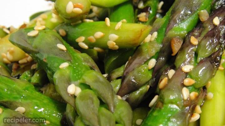 awesomely easy sesame asparagus