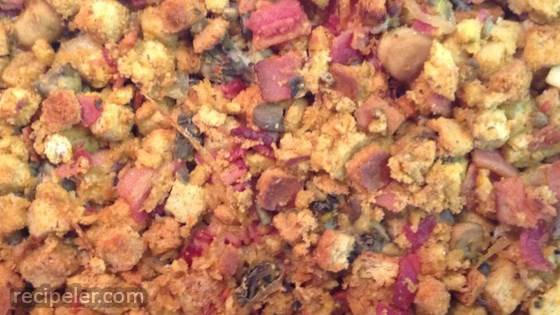 Bacon, Mushroom, and Oyster Stuffing