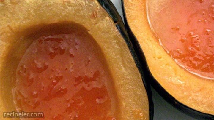 baked acorn squash with apricot preserves