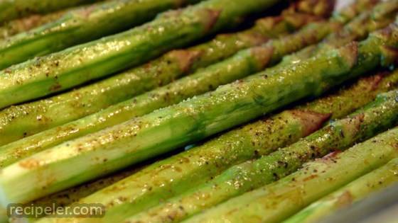 Baked Asparagus With Balsamic Butter Sauce