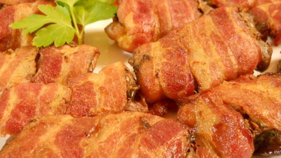 Baked Chicken Livers With Bacon
