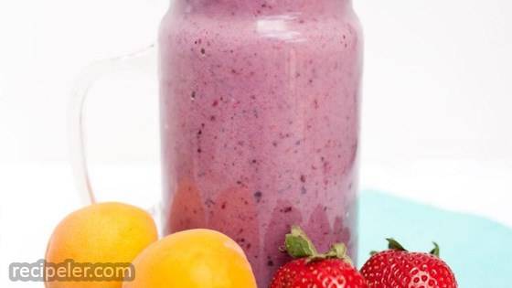 Berry Apricot Smoothie