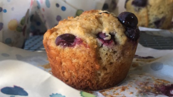 blueberry skyr muffins