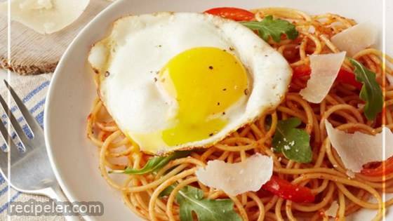 Brunch-Worthy Spaghetti And Eggs