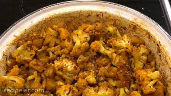 Cauliflower and Potato Stir-Fry - East ndian Recipe