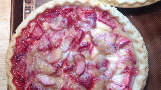 Chef Neal's Strawberry-rhubarb Sour Cream Pies