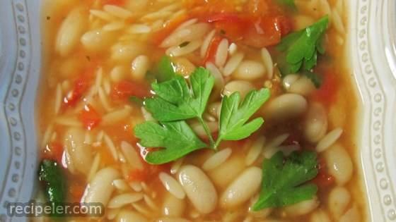 Chicken Soup With Pasta and White Beans