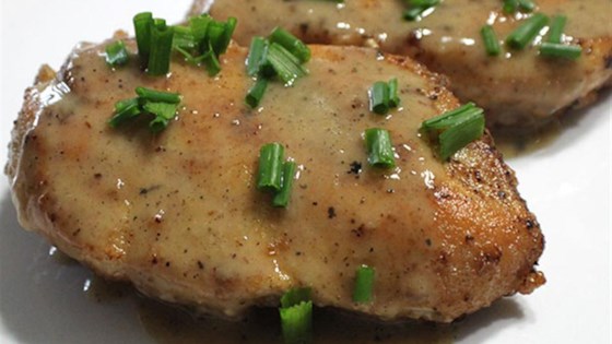 Chicken With Creamy Realemon&#174; Sauce