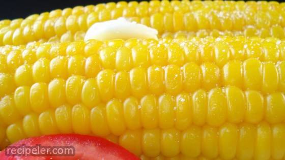 Corn On The Cob (Easy Cleaning and Shucking)
