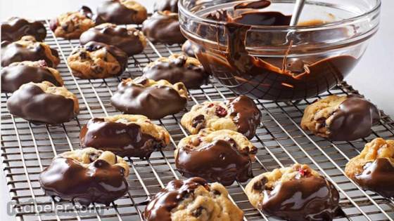 Cranberry Chocolate-Dipped Cookies