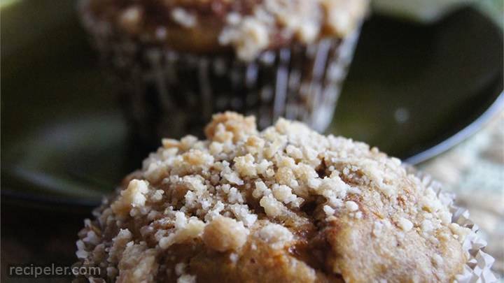 Cream Cheese Filled Pumpkin Muffins