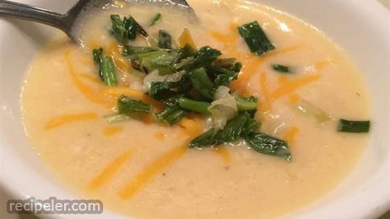 Creamy Cheddar Cheese Soup