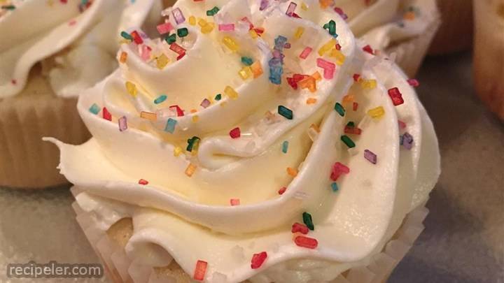 creamy frosting