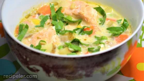 Creamy Salmon Chowder