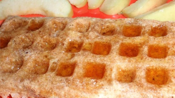 dairy and wheat free apple-cinnamon spelt waffles