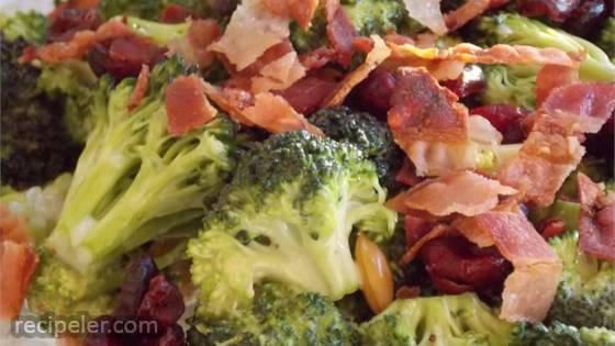 Deli-Style Fresh Broccoli Salad