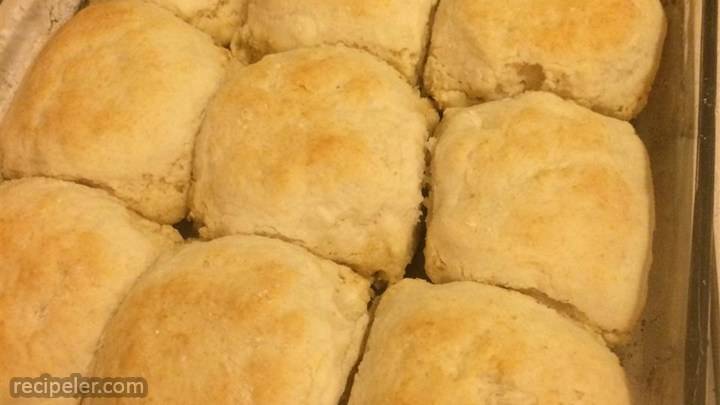 Easy 7-up&#174; Biscuits