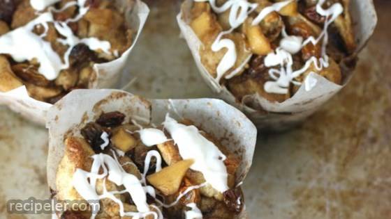 Easy Apple Cinnamon Roll Muffins