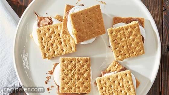 Easy Grilled S'Mores