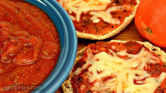 Easy No-Cook Pizza Sauce