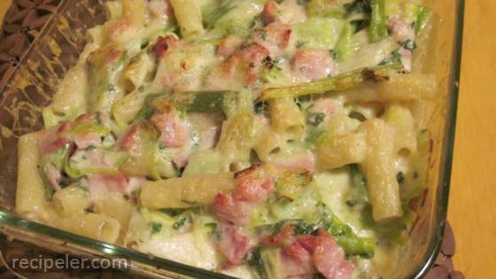 Easy Pasta Bake With Leek And Cheese