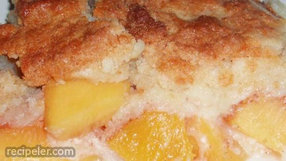 Easy Peach Cobbler