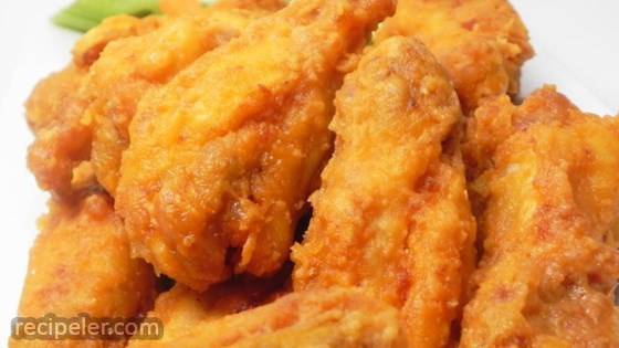 Easy Restaurant-Style Buffalo Chicken Wings