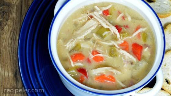 Easy Slow Cooker Chicken Soup