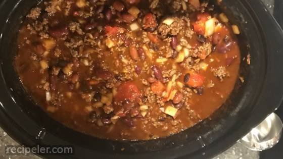 Easy Slow Cooker Chili