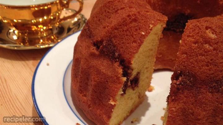 Easy Streusel Coffee Cake