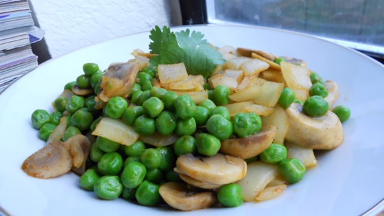 Ed's Secret Pea And Mushroom Salad