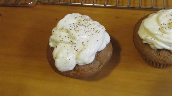 Eggnog-chai Cupcakes