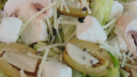 Feta Garlic Salad With Mushrooms