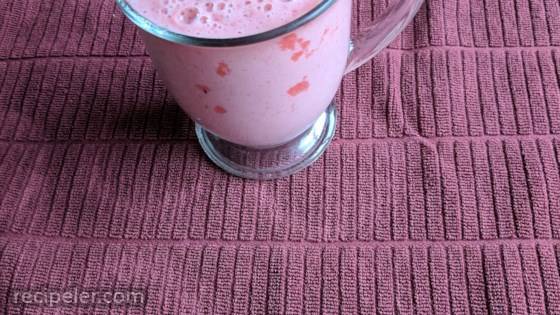 Frosty Peach, Watermelon, and Strawberry Smoothie