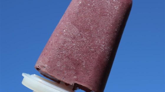 frozen berry and spinach ce pops