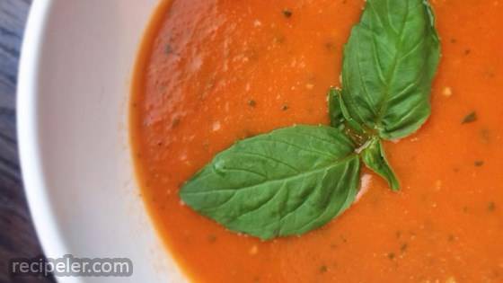 Garden-fresh Tomato Soup