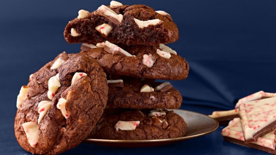 ghirardelli chocolate peppermint cookie