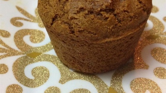 Gingerbread-pear Muffins
