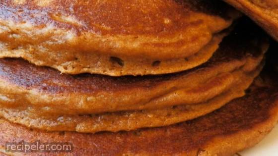 Glenda's Gingerbread Pancakes