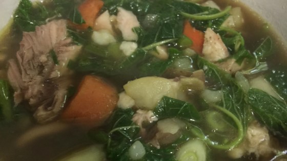 Green Amaranth And Chicken Soup