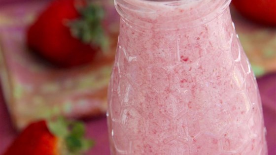 Healthy Oatmeal Strawberry Smoothie