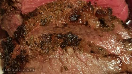 Herbed and Spiced Roasted Beef Tenderloin