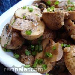 Herbed Mushrooms with White Wine